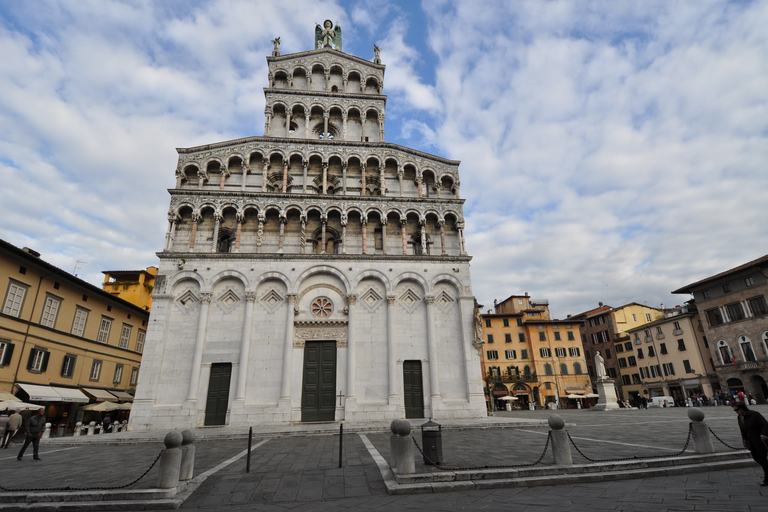 La Spezia: Ganztägiger privater Landausflug nach Pisa & Lucca