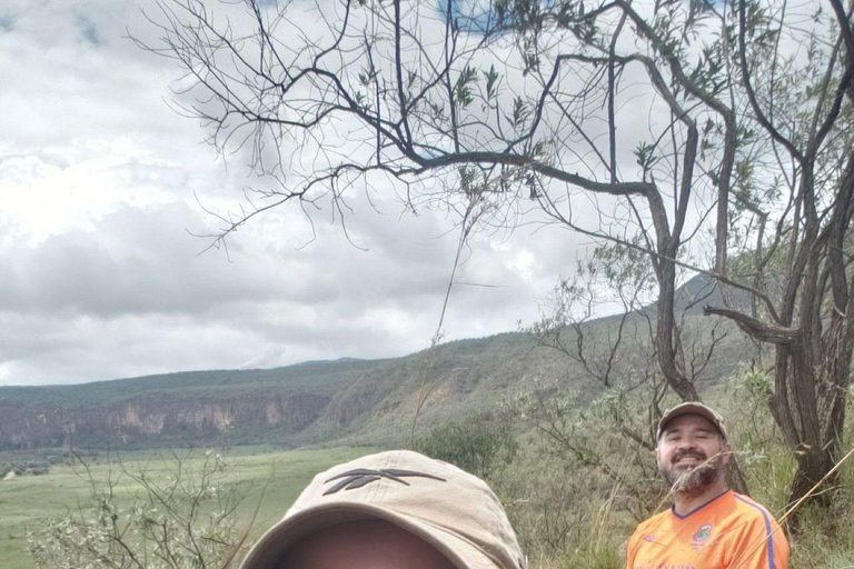 Nairobi: Hell's Gate National Park and Lake Naivasha Tour