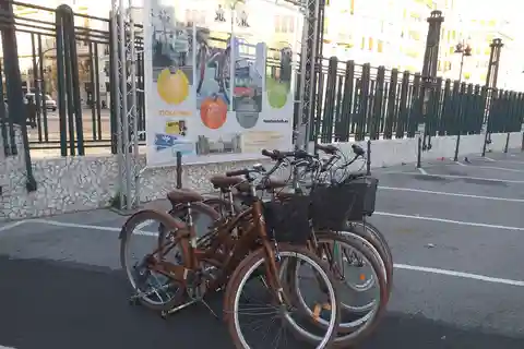 Valencia: Bike Rental for 1 to 4 Days