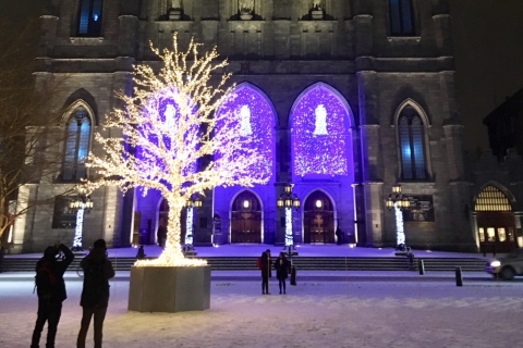 Vieux-Montréal : visite de Noël en petit groupeVieux-Montréal : visite de Noël en petit groupe en français
