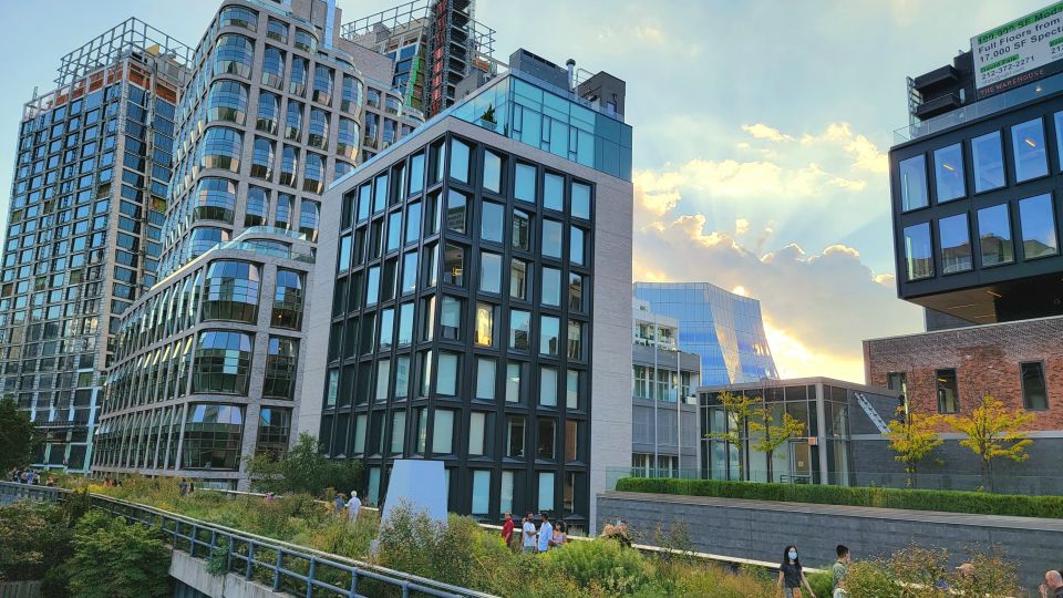 The High Line Park of New York City (Complete Visitor's Guide)