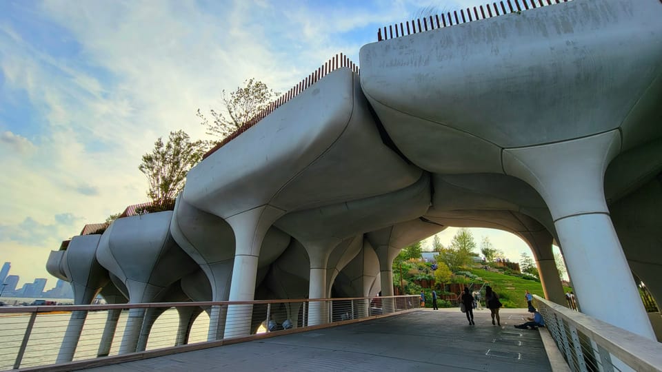 The High Line Park of New York City (Complete Visitor's Guide)