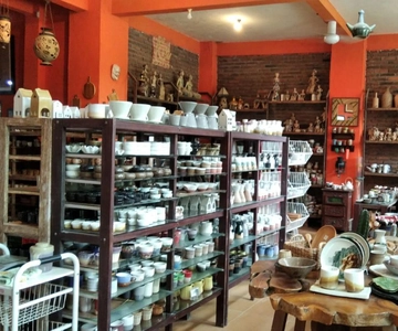 Yogyakarta: Haz tu propio Monggo de Chocolate y Cerámica