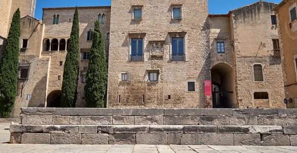 Girona Art Museum: Skip-the-Line Entry Ticket & Audio Guide
