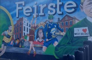 Belfast: Murals Taxi Tour