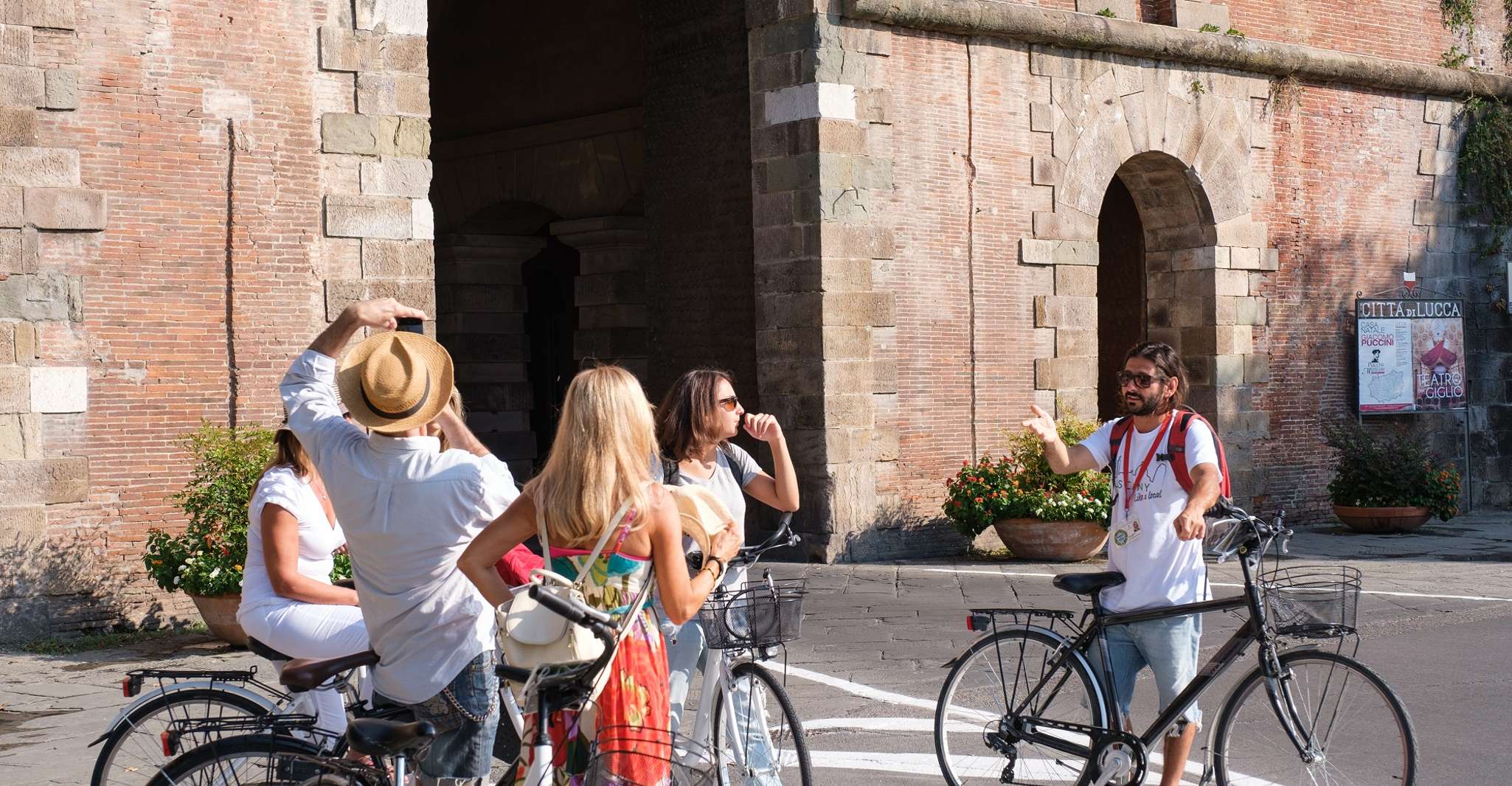 Lucca, 3-Stunden-Bikes & Bites Foodie Abenteuer wie ein Einheimischer - Hizvo