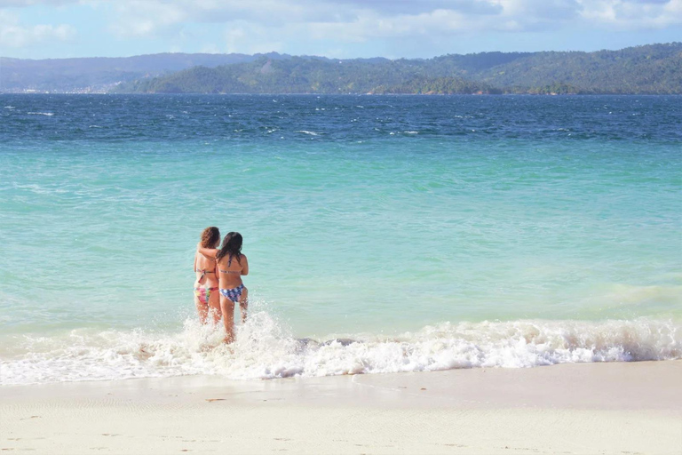 Miches: Media Luna, Snorkeling & Bacardi Island