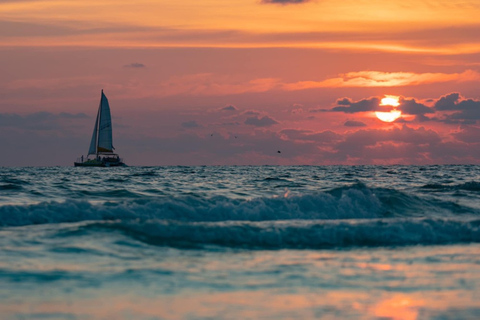 Panama City Beach: Sunset Sail on the Privateer Catamaran