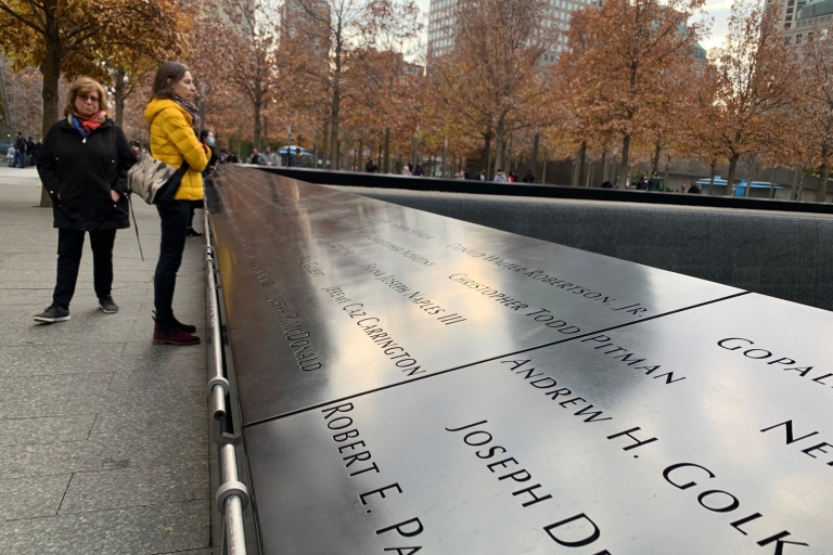 NYC: Miejsce pamięci 11 września i piesza wycieczka po dzielnicy finansowej9/11 Memorial and Financial District Walking Tour – francuski