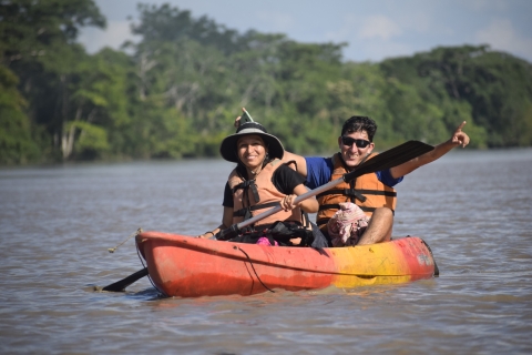 Desde Puerto Maldonado: Excursión de trekking de 4 días con kayak