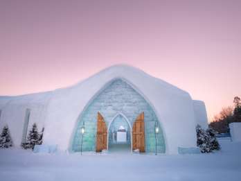 Quebec: Eishotel-Eintrittskarte mit Transport