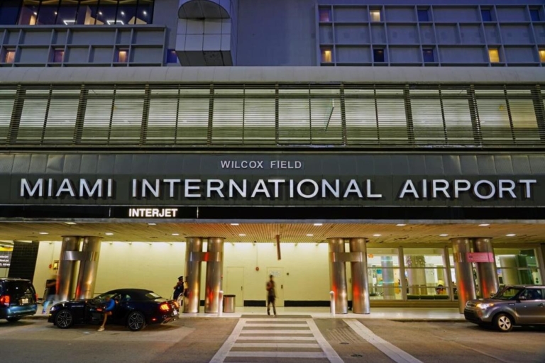 Miami: międzynarodowe lotnisko w Miami i transfer do PortMiamiZ PortMiami do hoteli lub międzynarodowego lotniska w Miami