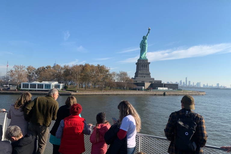 New York: Freiheitsstatue Private Tour für FamilienPrivate Tour zur Freiheitsstatue für Familien - Französisch
