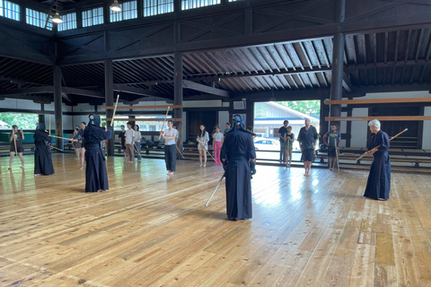 Kyoto : Expérience de kendo avec un instructeur qualifié