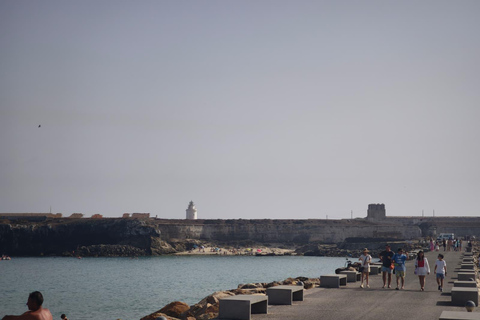 Excursie naar Tarifa, Baelo Claudia, Bolonia en Vejer de la Frontera met gidsUitstapje naar Tarifa, Baelo Claudia, Bolonia en Vejer de la Frontera met gids