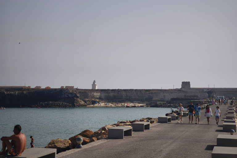 Excursie naar Tarifa, Baelo Claudia, Bolonia en Vejer de la Frontera met gidsUitstapje naar Tarifa, Baelo Claudia, Bolonia en Vejer de la Frontera met gids