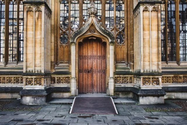 Visit Oxford Harry Potter Film Tour Led by University Alumni in Oxford, England, UK