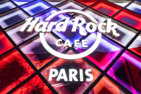 Bez kolejki: Hard Rock Cafe w Paryżu
