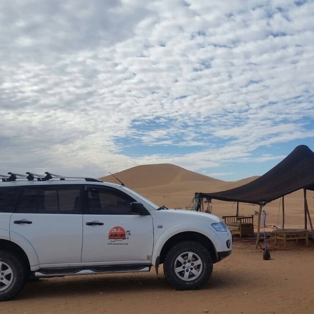 De Marrakech: excursion de 2 jours dans le désert du Sahara avec balade à dos de chameau - dromadaire