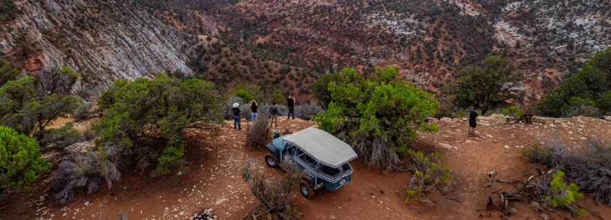 East Zion: Cliffs Sunset and Backcountry Off-Road Jeep Tour