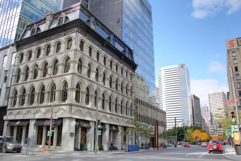 Old Montreal Private Walking Tour with Cruise Tickets 3,5-hour: Old Montreal and Cruise Tour