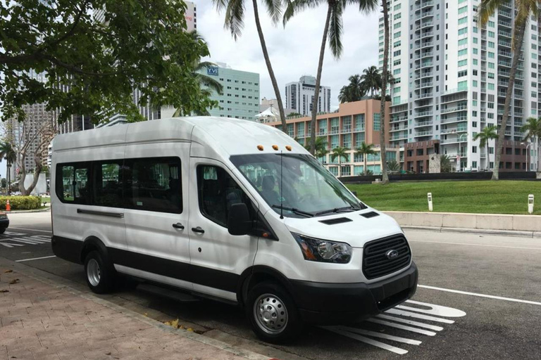 Miami : transfert depuis l'aéroport international de Miami et le port de MiamiDe l'aéroport international de Miami aux hôtels ou au portMiami