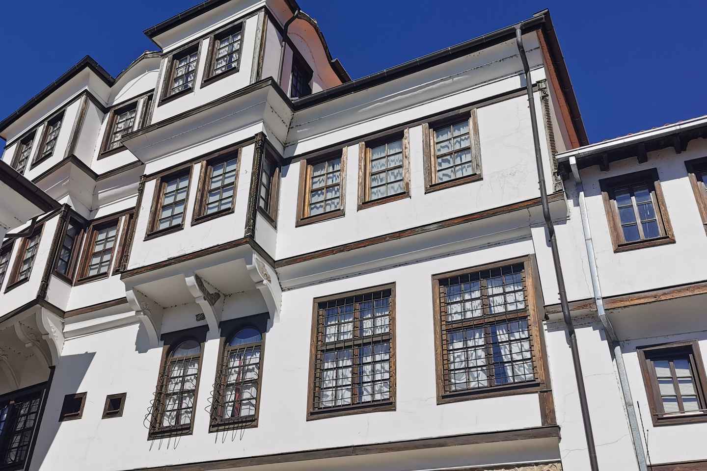 Upplifðu Skopje: Ferð til Tírana með stuttu Ohrid stoppi