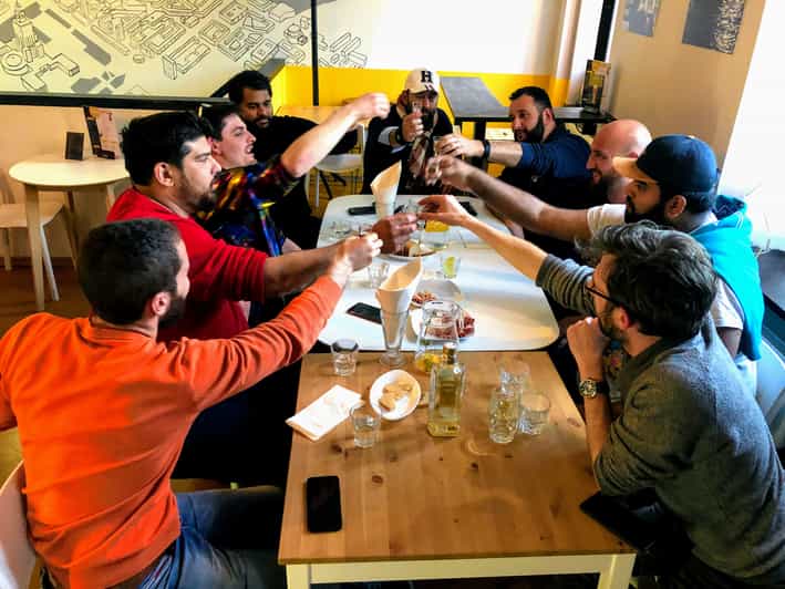 Gdańsk Polnische WodkaVerkostung mit Aperitifs GetYourGuide