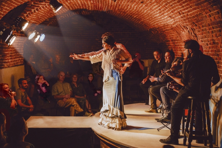 Madrid : billet d'entrée au spectacle de flamenco essentiel avec boisson