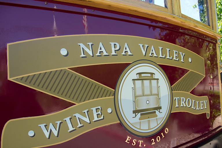 Napa Valley: Wine Tasting Tour by Open Air Trolley &amp; Lunch