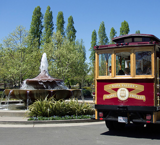 Hop on Hop off Bus Tours in Napa Valley