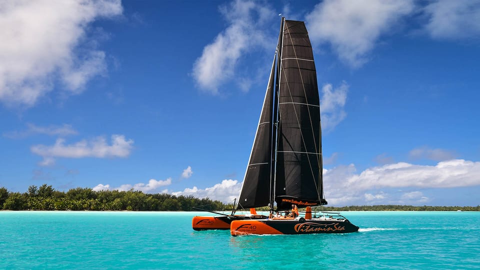 Bora Bora : croisière en catamaran au coucher du soleil avec collations et boissons
