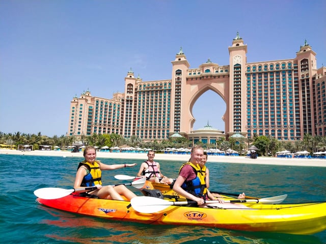 Dubai: tour guidato in kayak di Palm Jumeirah