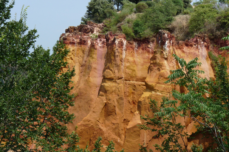 From Aix-en-Provence: Luberon &amp; Vineyards Tour with Tastings