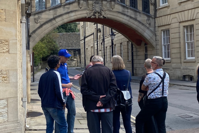 Oxford University: grupowa wycieczka piesza z absolwentami uniwersytetuPrywatna wycieczka piesza