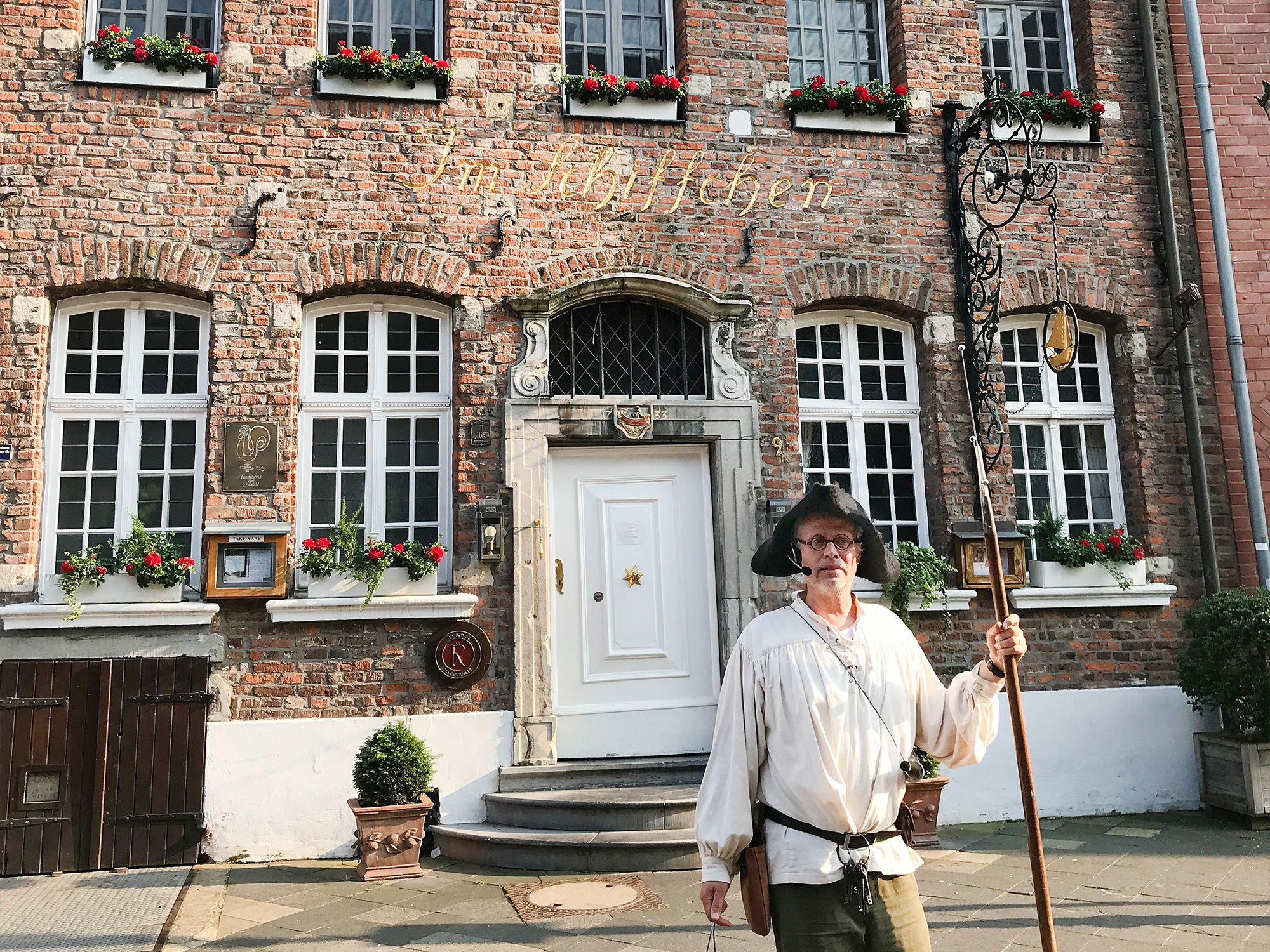 Düsseldorf: Geführte Nachtwächter-Tour durch Kaiserswerth