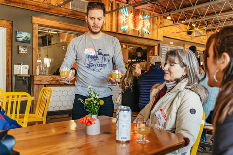 Portland, Maine: Excursão de ônibus pela cervejaria local e bebidas espirituosasVisita a Portland's Local Pour