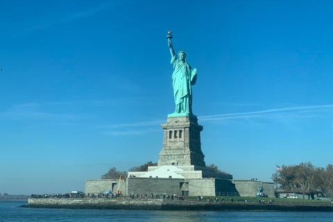 NYC: 9/11 Memorial, Wall Street en Statue of Liberty Tour