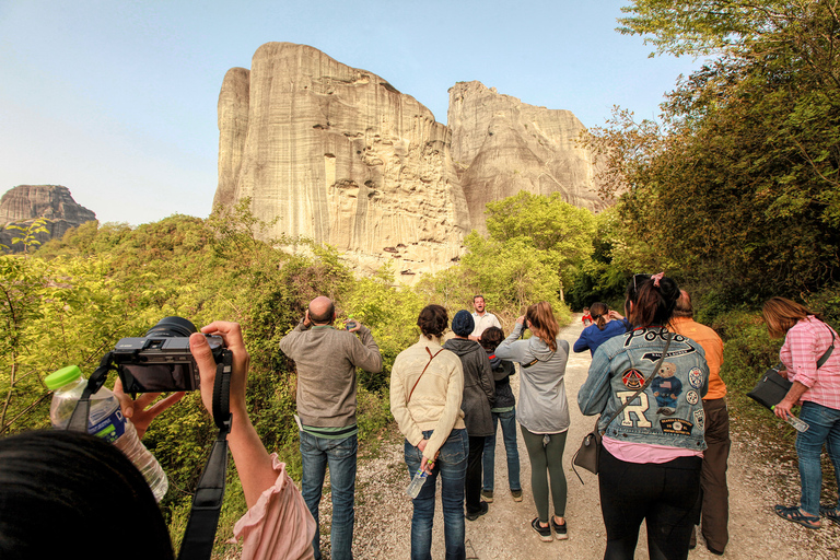 From Athens: 3-Days Meteora Rail Tour