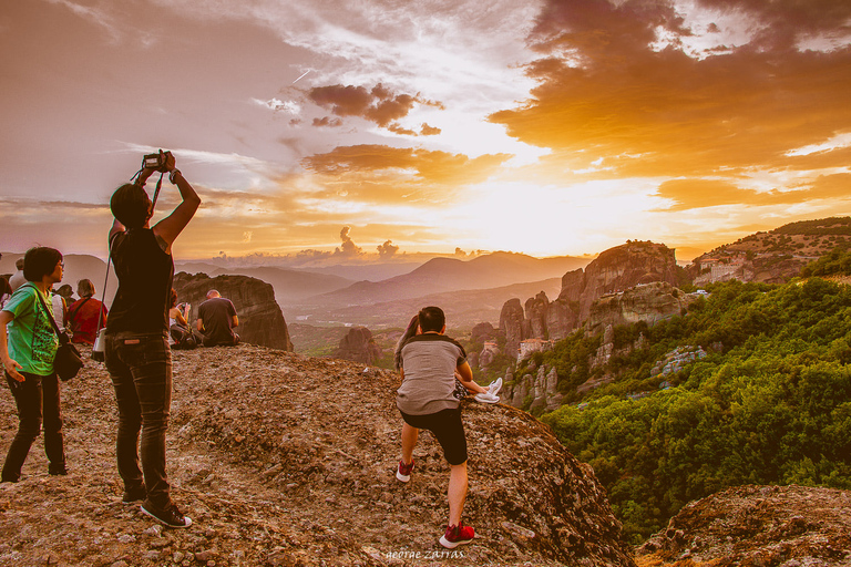 From Athens: 3-Days Meteora Rail Tour