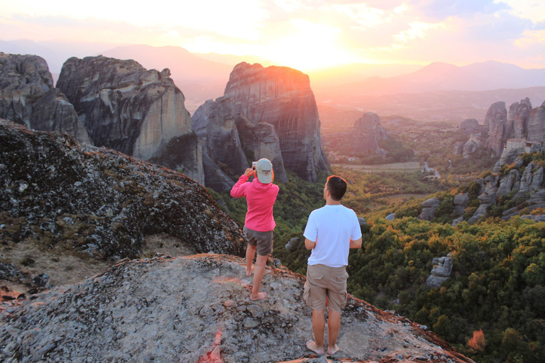 From Athens: 3-Days Meteora Rail Tour