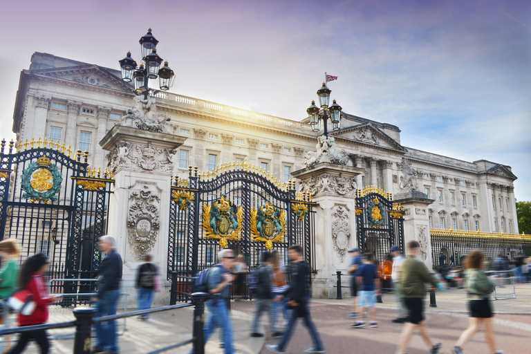 Buckingham Palace Entry & Changing of the Guard Experience