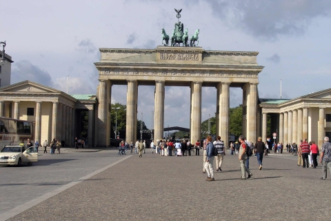 Berlin: East Berlin Guided Walking Tour Group Tour with Pickup