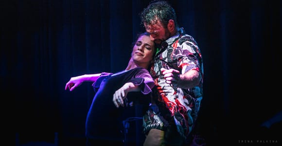 Seville: Traditional Flamenco Show in Triana