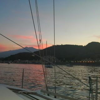 Taormina: Sunset Cruise with Aperitif and a Glass of Wine