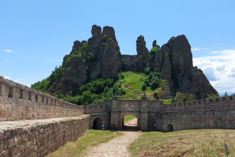 Desde Sofía: excursión de un día a las rocas y la fortaleza de Belogradchik