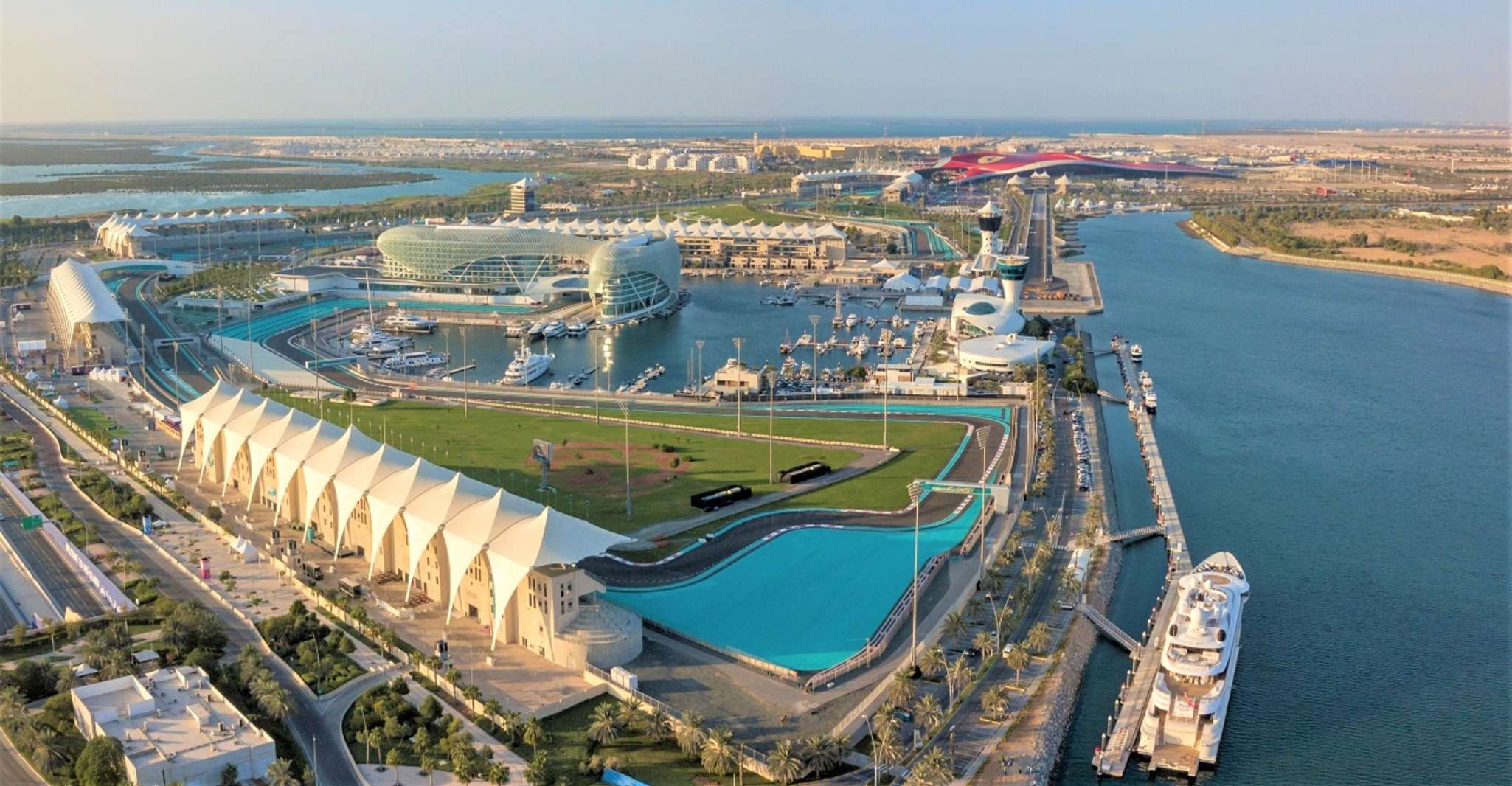 Abu Dhabi, billet d'entrée multi-parcs de Yas Island - Hizvo