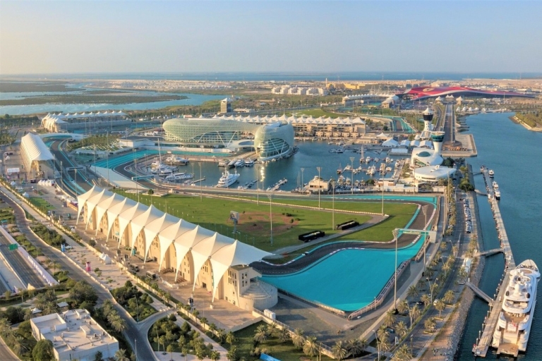 Abu Dhabi: Yas Island Multi-Park Entry Ticket 2 Yas Island Theme Parks
