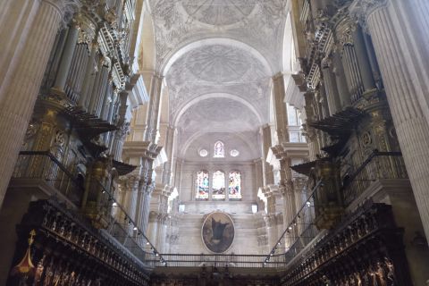 Malaga: Skip-the-Line Malaga Cathedral Tickets with Tour