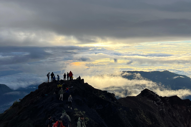 Oke Rinjani 2-Day Trek – Summit Climb & Amazing Views